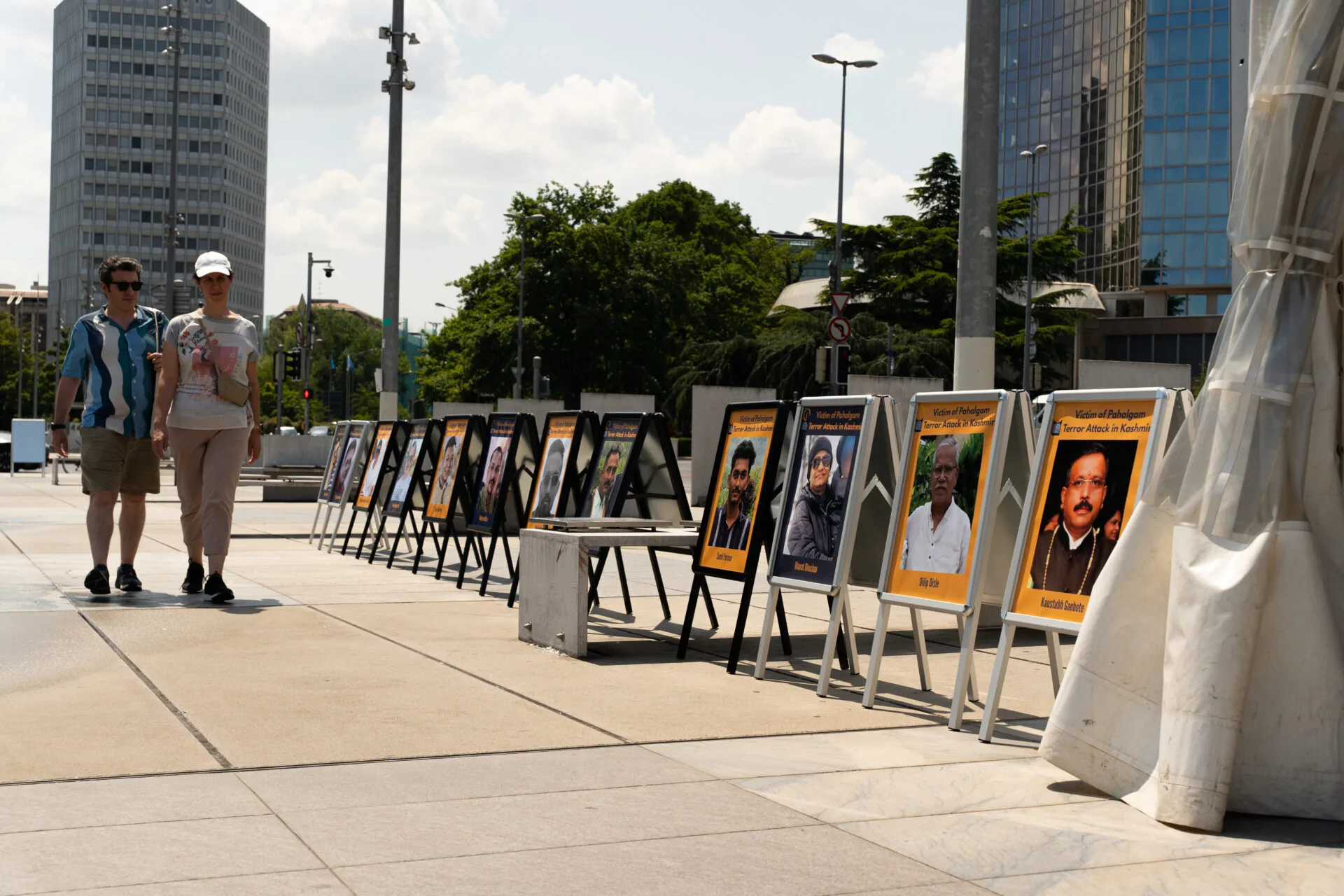 UN photo exhibition victims of Kashmir attack